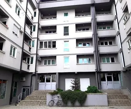 Zvezda Apartment *